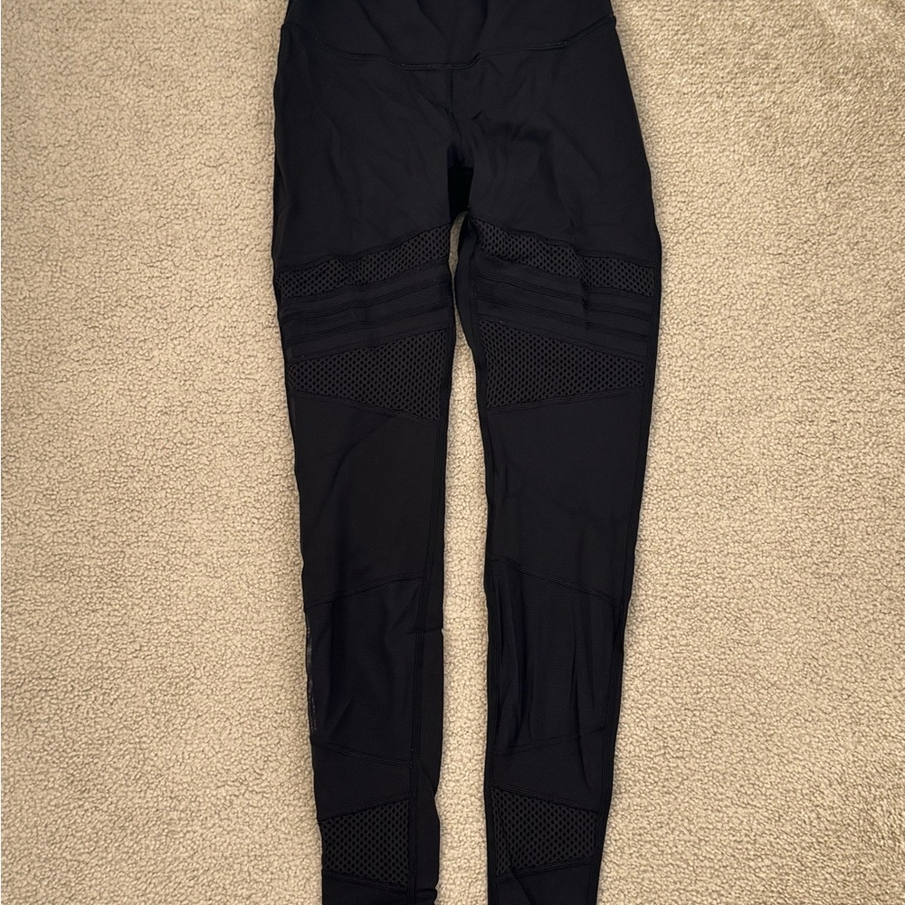 Lululemon Athletica Black Mesh Panel Leggings